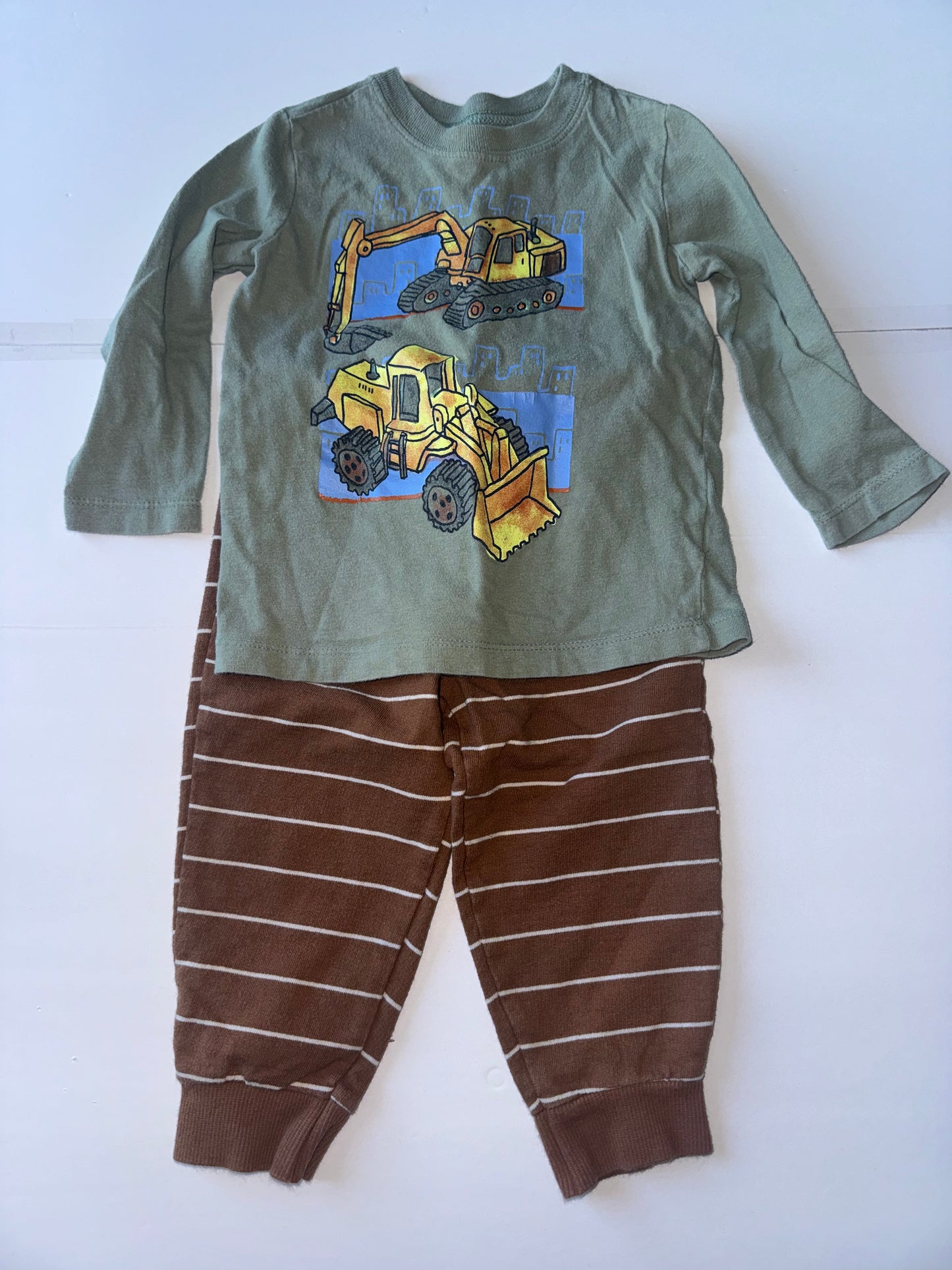 Carters Construction Set 12M