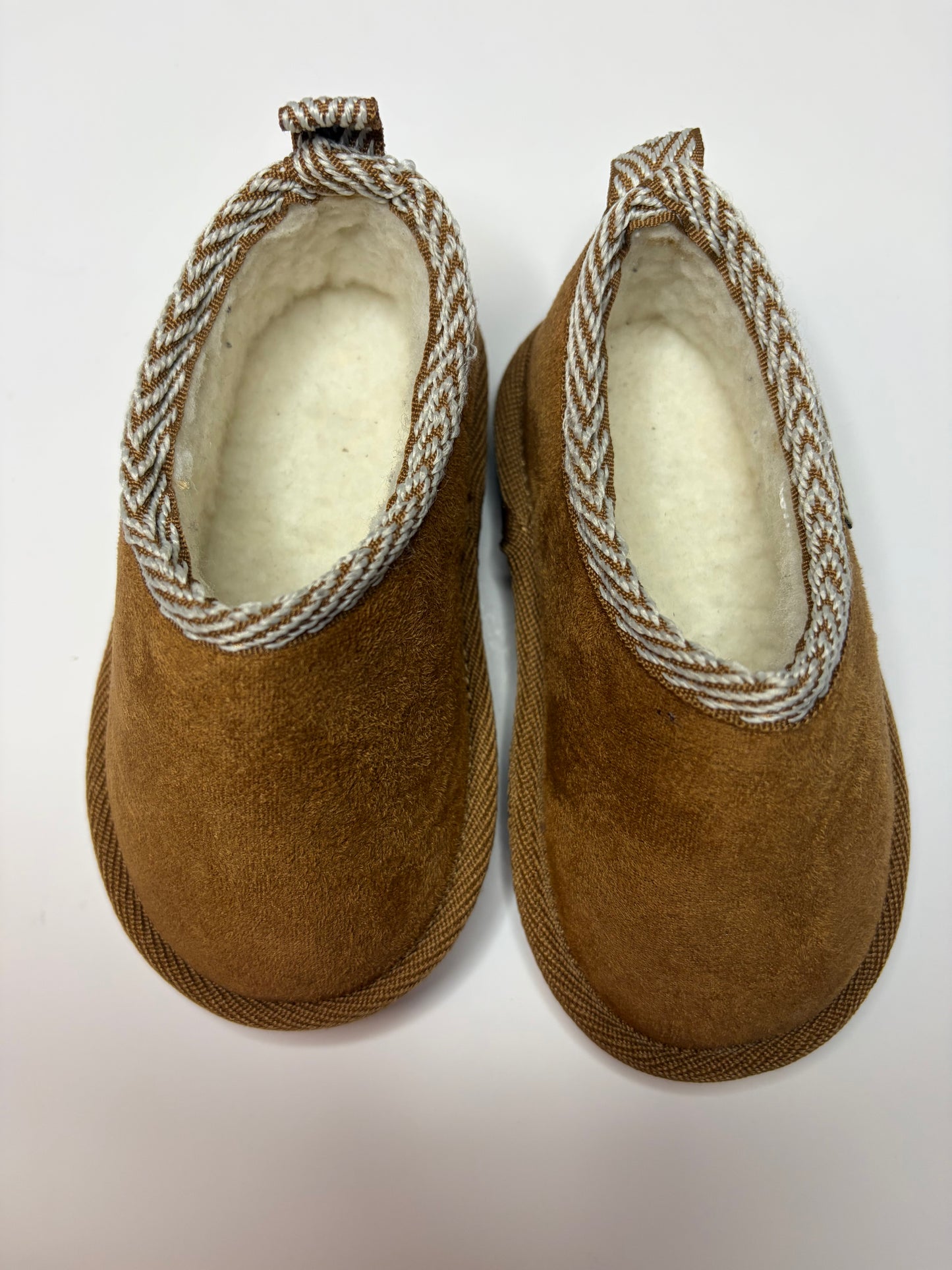 BearPaw slip ons Infant Tan 4