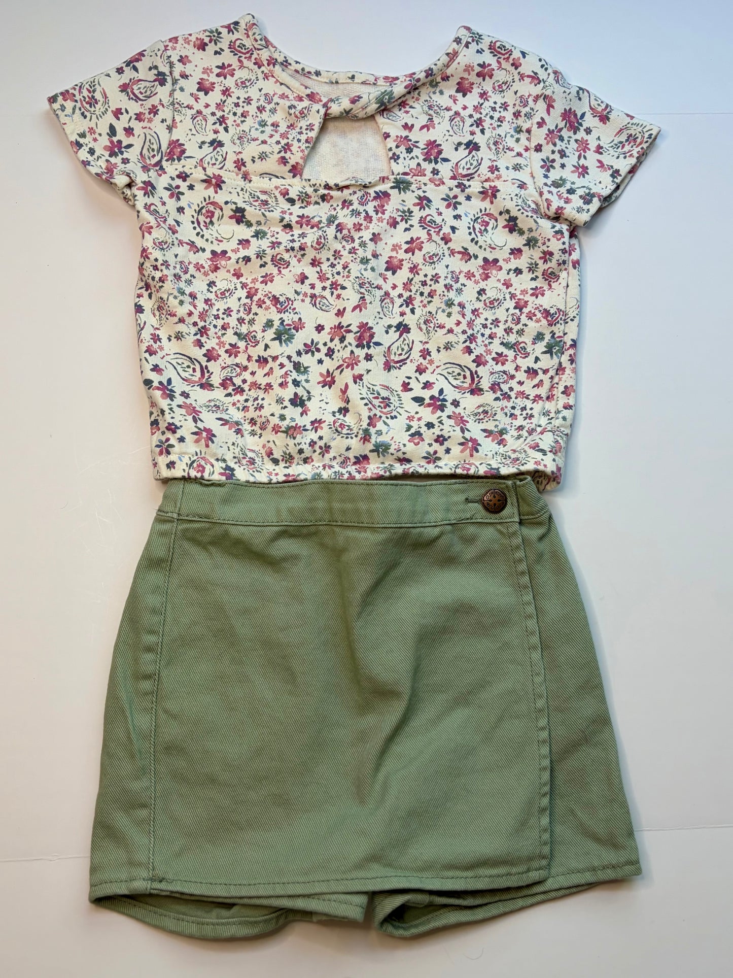 Oshkosh Floral Outfit 5t