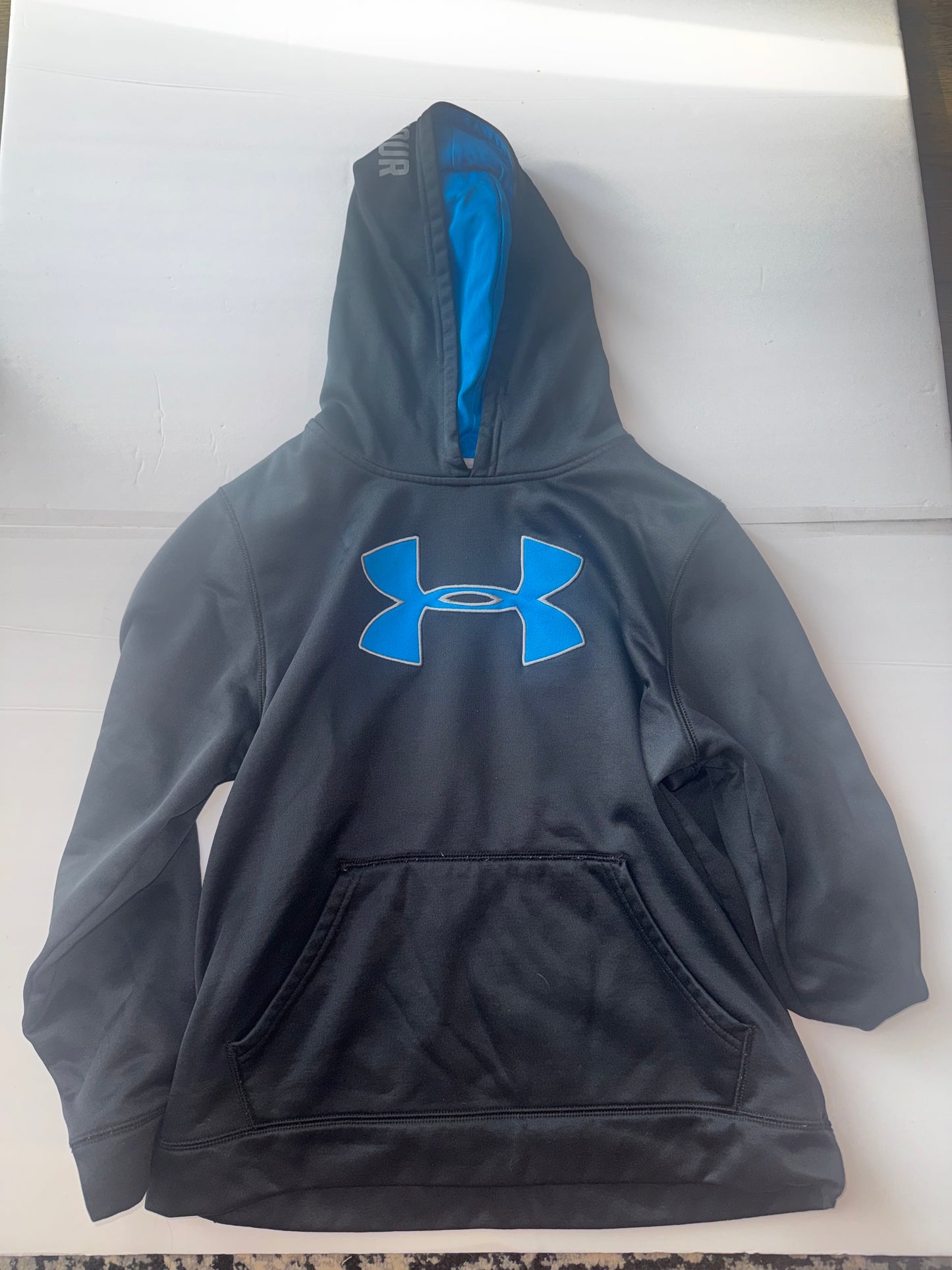 Under Armour Black and Blue Sweatshirt YL