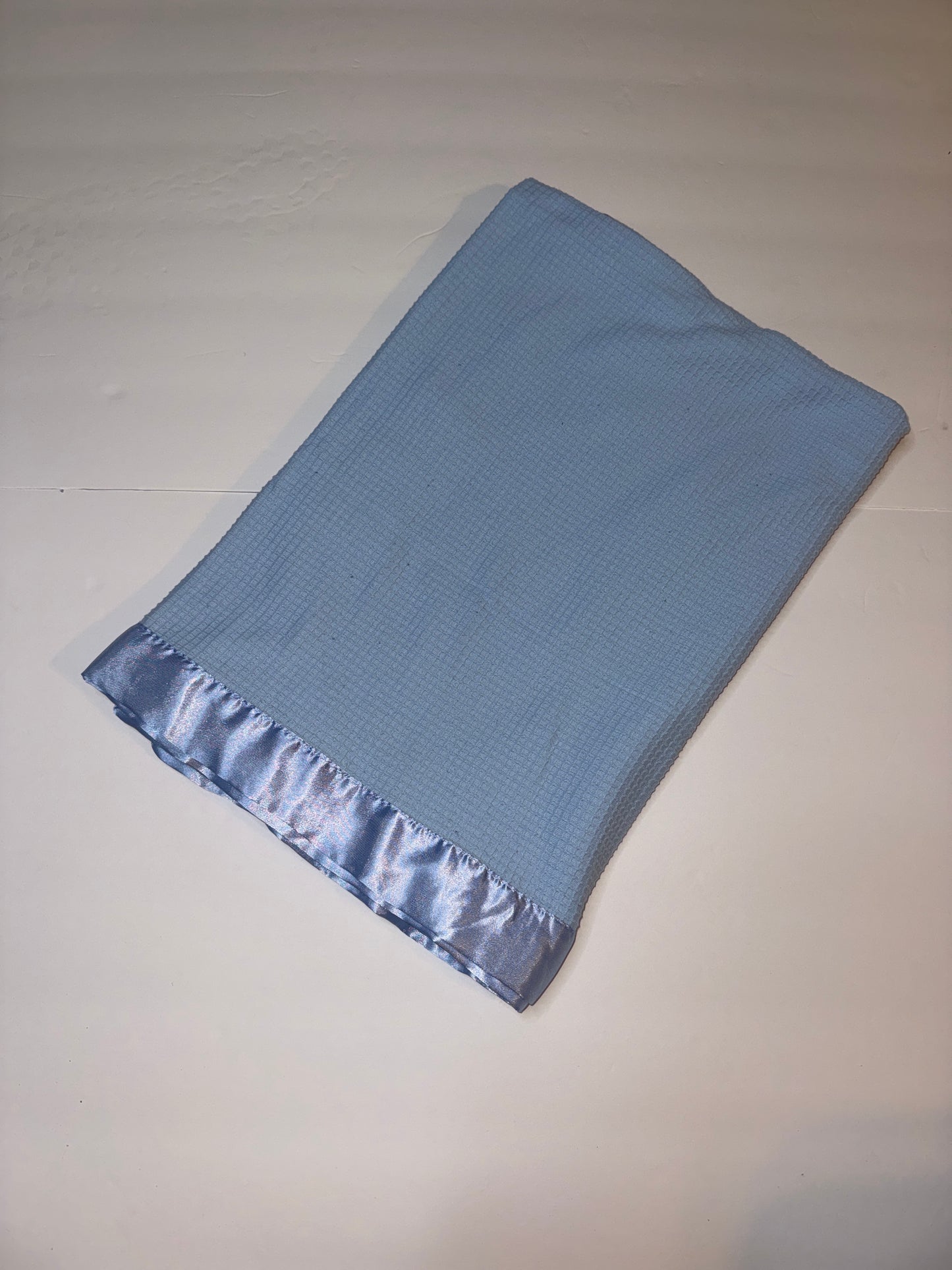 Crown and Ivy Waffle Patterned Baby Blue Blanket