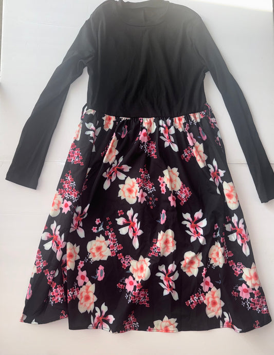 SHEIN Black and Floral Dress 11-12Y