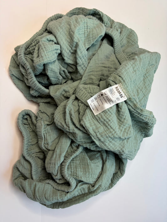 Haakaa Green Muslin Crib Sheet