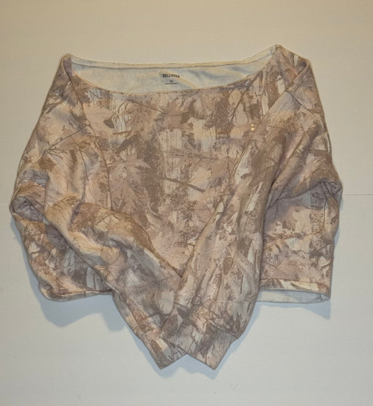 Hollister Camouflage Pink Crewneck Sweatshirt XS (14/16)