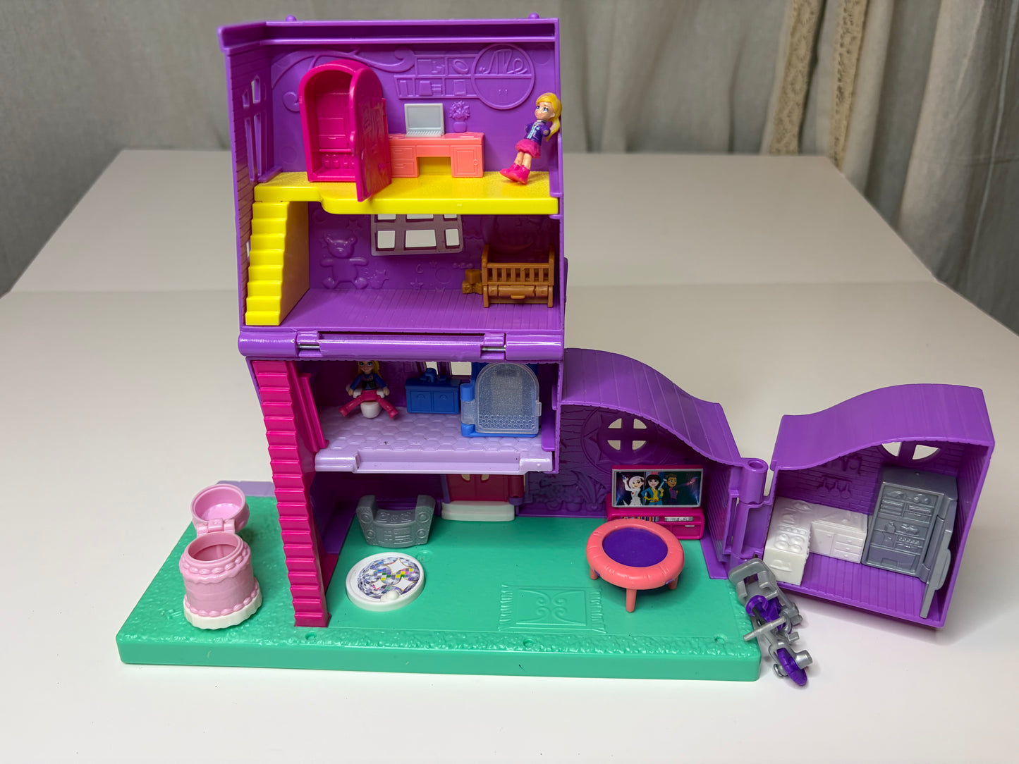 Polly pocket house set