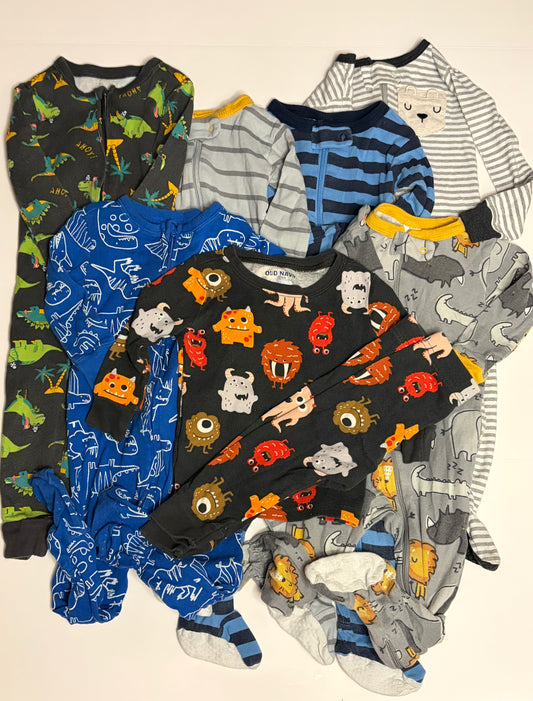 Bundle of 7 Pajamas - 12-18m